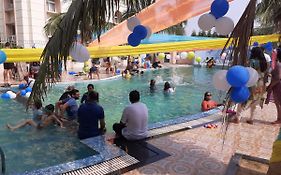 La Platina Premium Suites, Near Sea Beach