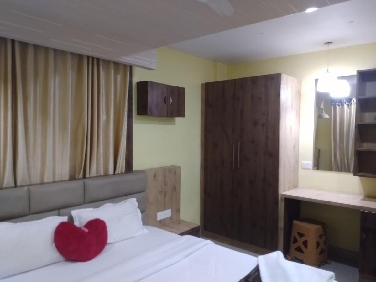 La Platina Premium Suites, Near Puri Sea Beach Exterior foto