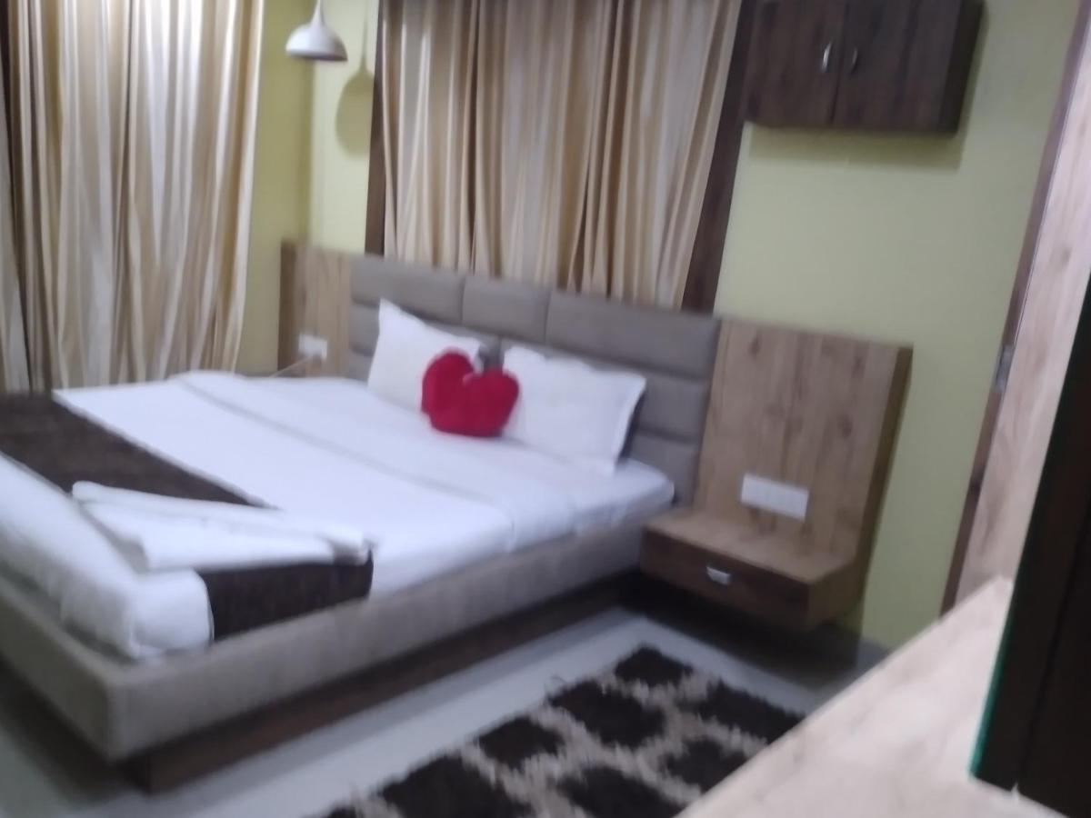 La Platina Premium Suites, Near Puri Sea Beach Exterior foto