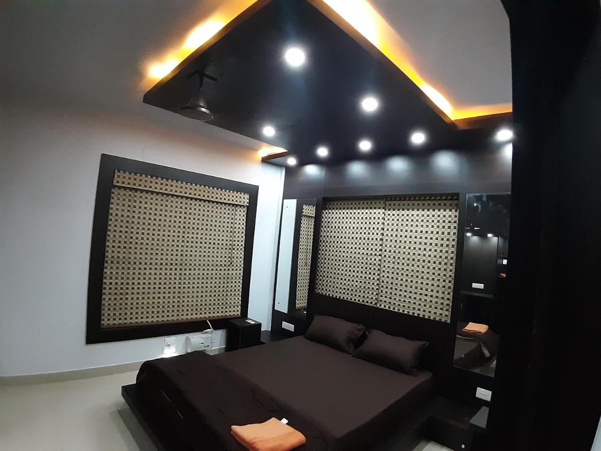 La Platina Premium Suites, Near Puri Sea Beach Exterior foto